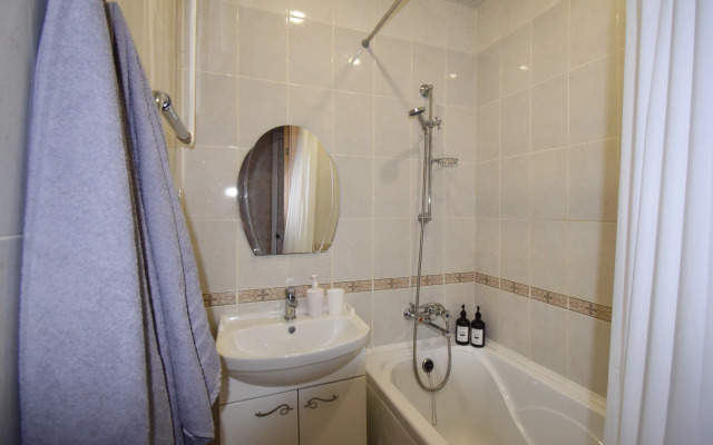 V Tsentre Goroda Kronshtadta Apartments