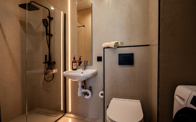 Semeynye S Letnim Basseynom V Zhk Daymond Apartments