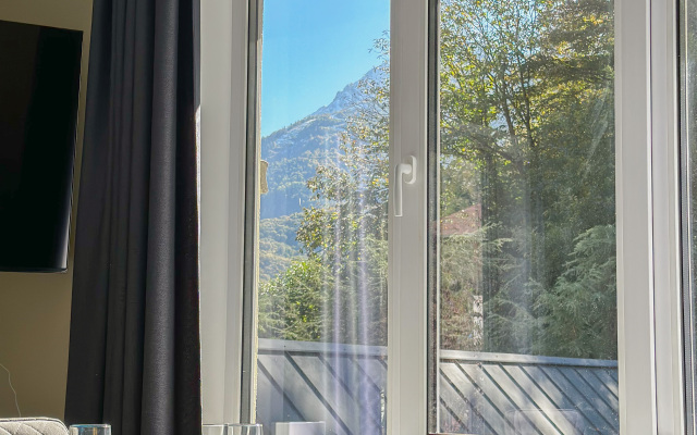 Lya Polyana Apart-Hotel