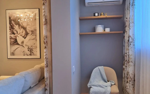 V Tsentre Sochi U Morya Apartment