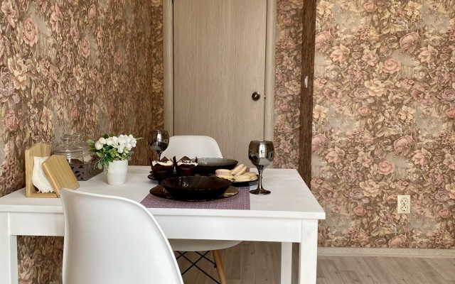 Paporotnik Sovremennyj ZHK Udobnyj Vyezd na Istochnik Apartments