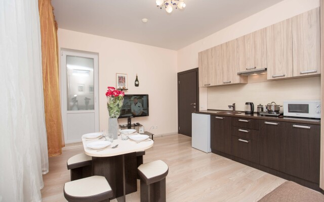 Uyutnaya Kvartira S Kuhnej V Siriuse Apartments