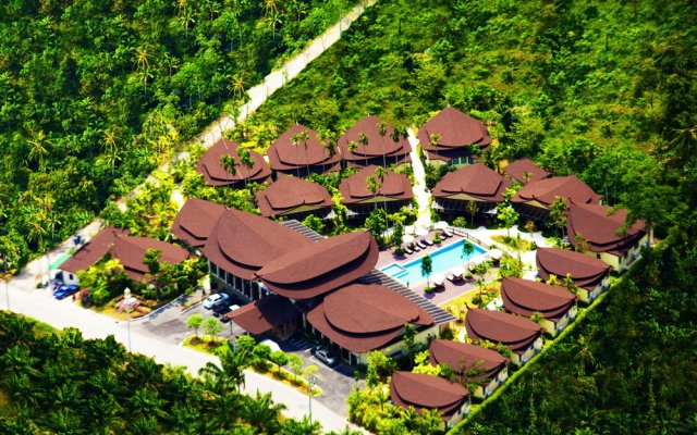 Курортный отель Aonang Phu Petra Resort