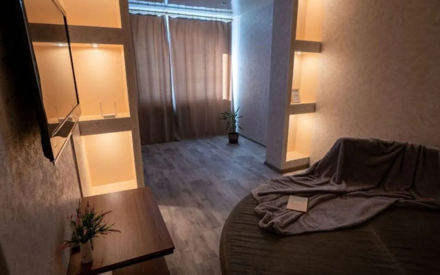 Na Ostrovskogo 75/1 Flat