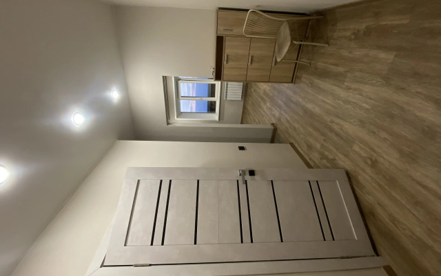 Buddza s prekrasnym vidom i servisom Flat