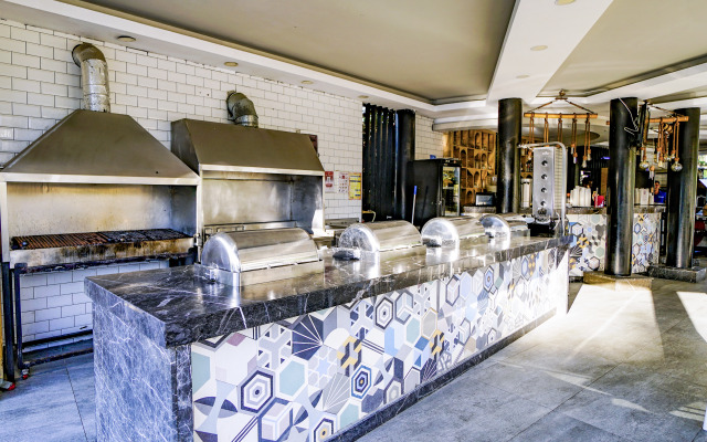 Отель Istanbul Beach Sweet Home