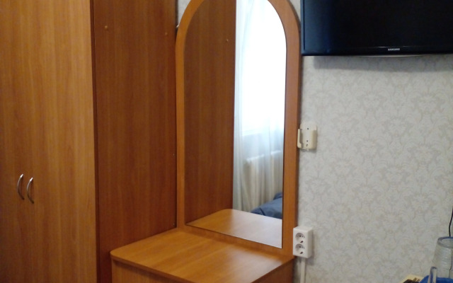 Yuzhny Ray Guest House