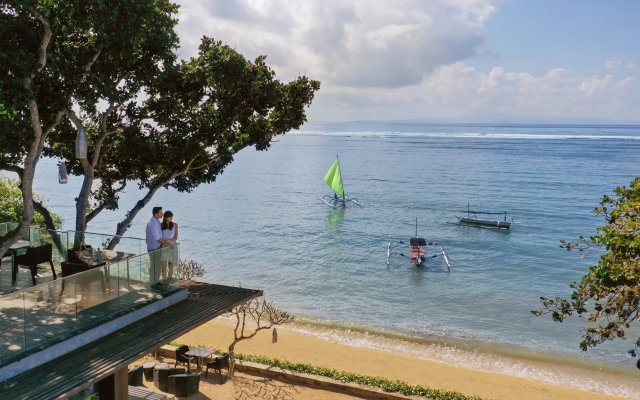 Отель Maya Sanur Resort & Spa