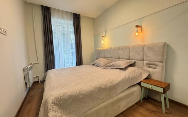 S Vidom Na Ploschad Flat