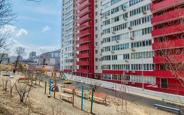 Evro Dvukhkomnatnaya v 10 minutakh ot tsentra Flat