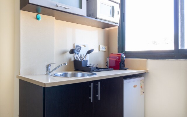 Nhe Machne Yehuda Apartments