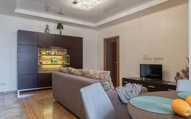 Квартира на Невзоровых