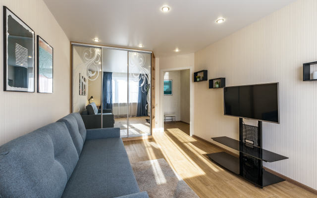 Na Frunze 15 Flat
