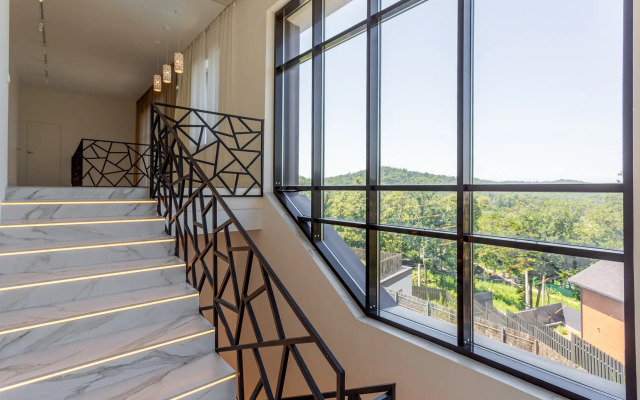 Eksklyuzivny Dom Na Chernoy Rechke Private house