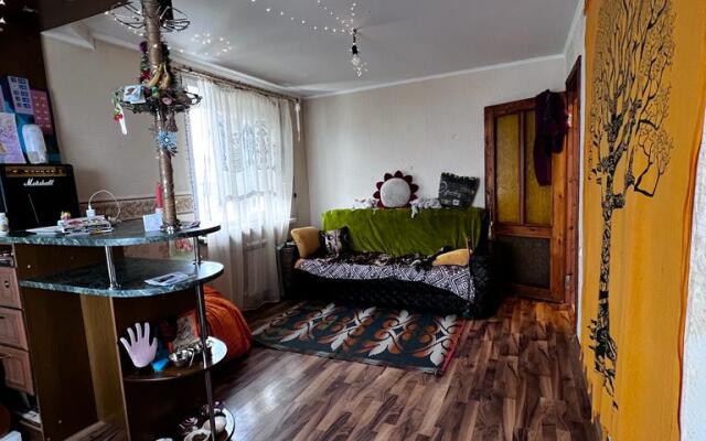 Апартаменты Ladom 3х Комнатные на 6км район дачная