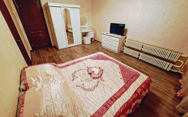 Kvartira Radom s Olimpijskim Parkom i Ledovoj arenoj po ul. Micurinskoj