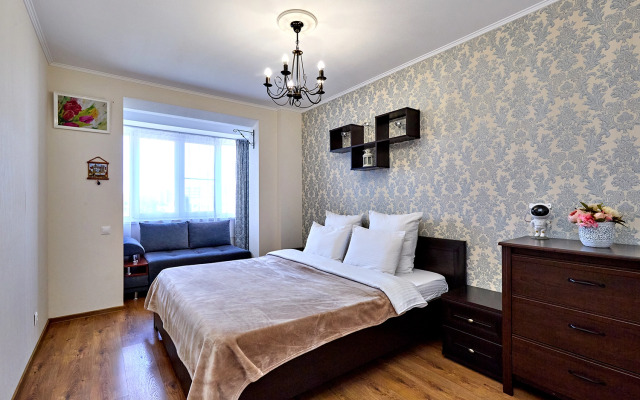 Квартира трехкомнатная рядом с парком Галицкого