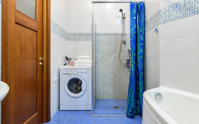 Yevro 2 U M. Kirovskiy Zavod Flat