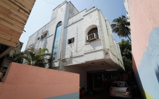 Lloyds Guest House Krishna Street T. Nagar