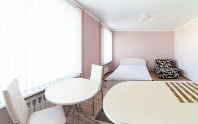 Квартира Уютная Студия Рядом с Набережной