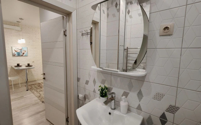 Uyutnaya Studiya V Tsentre Flat