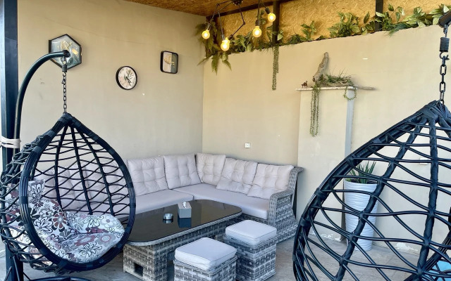 Вилла Mughni Family House