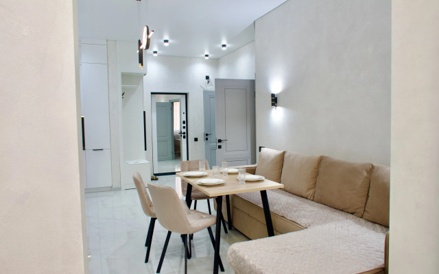 V Tsentre Goroda Flat
