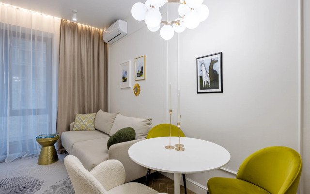 Shikarnaya dizaynerskaya kvartira Flat