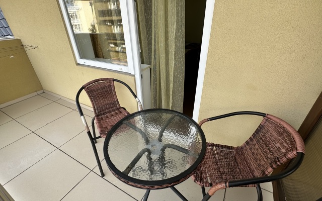 Adenium585 Guest House