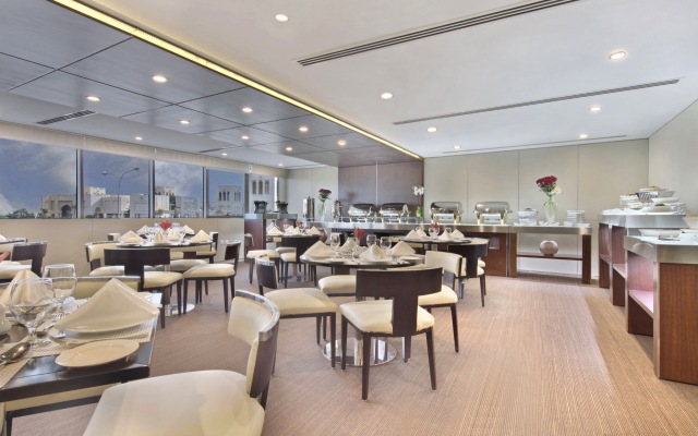 The Curve Hotel