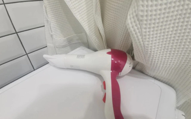 37m s Krovatyu i Divanom Apartment