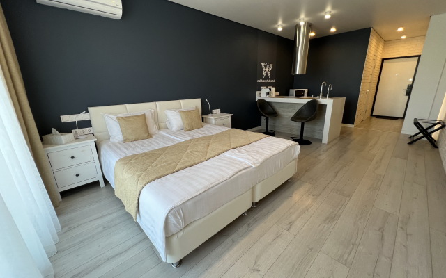 Mahaon Apartments
