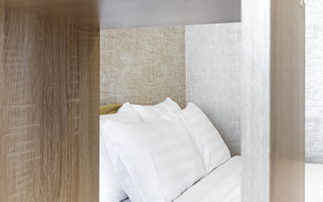 Апартаменты 2 Кровати Диван 6 гостей Центр Краснодара 22 Этаж Smart TV и Вид из Окна