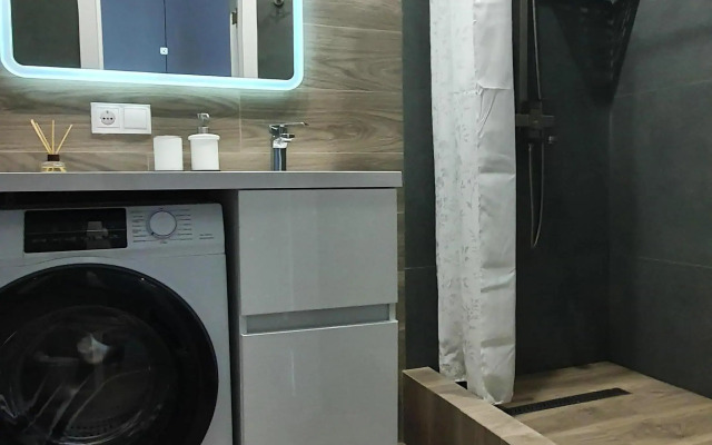 Stilnaya Studiya U Parka Rivera Flat