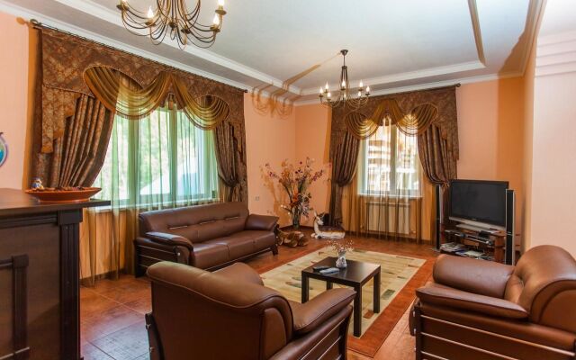 Kapriz Hotel