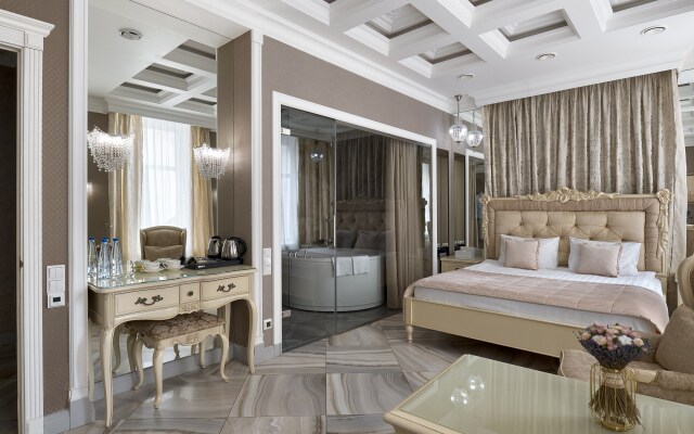 Premium Hotel