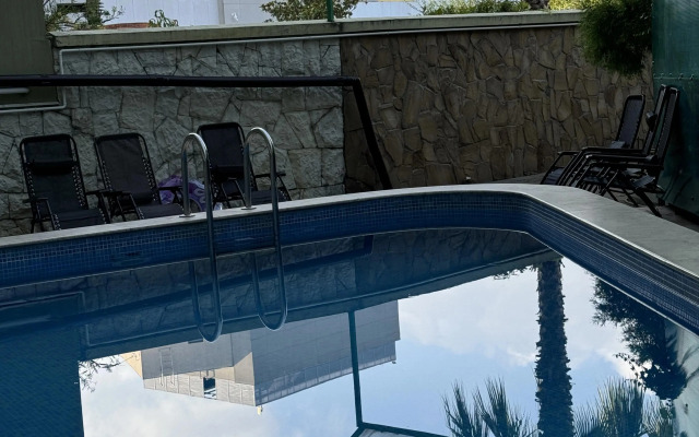 Paradiz Hotel