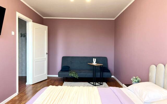 V Tsentre S Vidom Na Gorod Flat