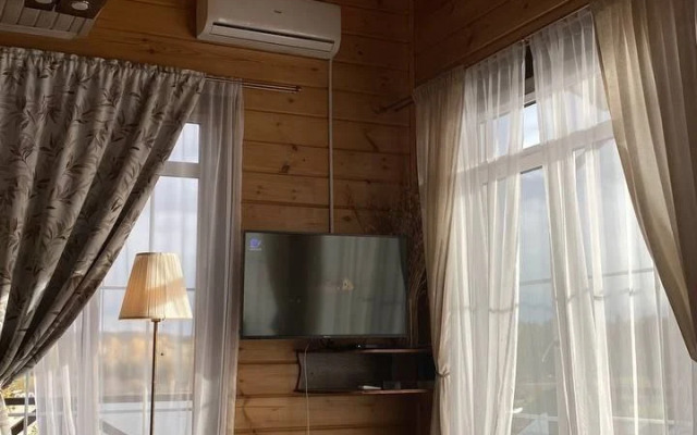 Shale Na Solnechnoj House