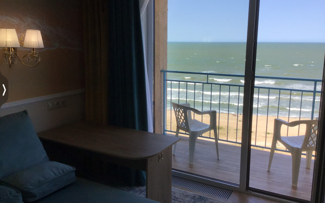Apartment Priboy 05 by the sea for relaxation and wellness