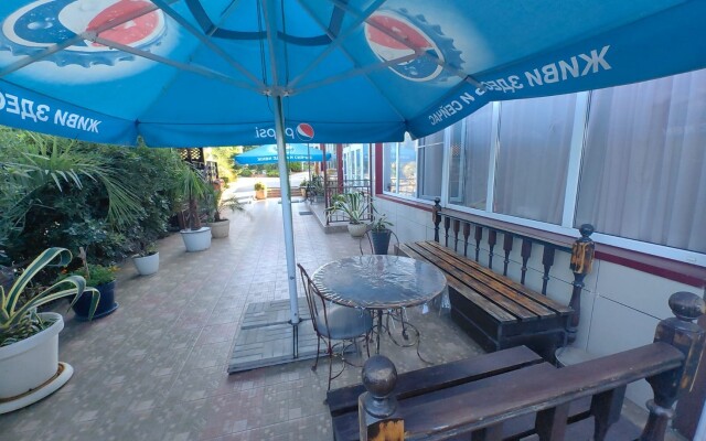 ArtHome Guest House