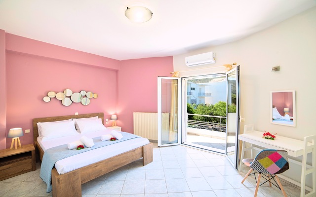 Chania City Heated Pool Villa