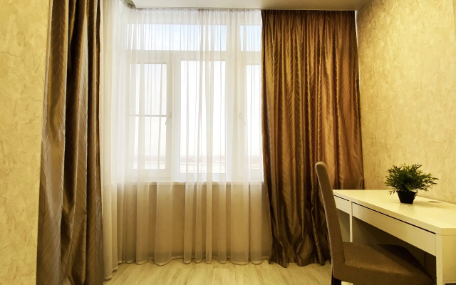Na ulitse Promyshlennaya 4 Apartments