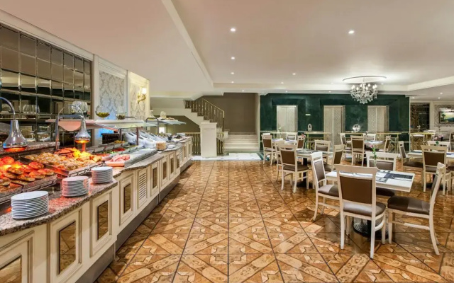 Отель Elite World Comfy Taksim