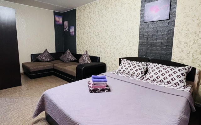 Ozernya 31k1 Apartments