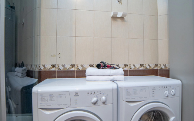 Апартаменты Радищева 33 Трехкомнатная Вторая