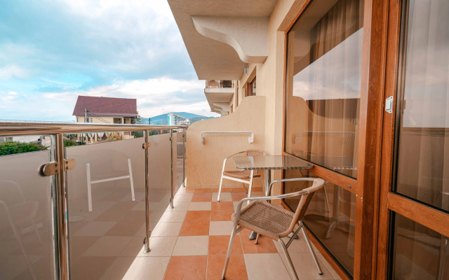 Grace Amaliya Hotel