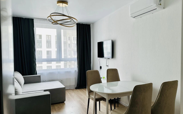 Runway Apartments Flat