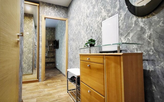 Uyutnaya Guru vozle Dendrariya Flat