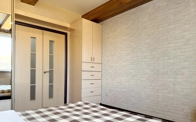 Konstantinov Apartments Na Adriena Lezhena Flat